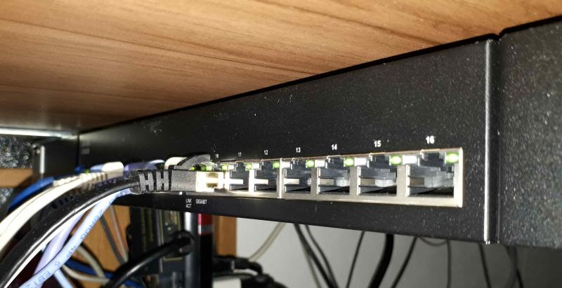 ファイル名: LAN16P.jpg
ファイルサイズ: 48.2KB LAN16P